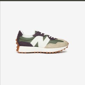 327 New Balance sneakers
